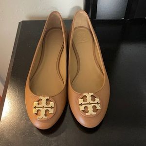 Tory Burch tan flats 7.5 - like new!